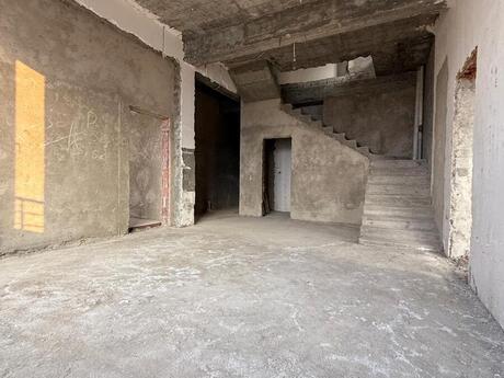 4 otaqlı yeni tikili - Nəsimi r. - 209 m²