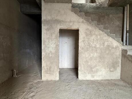 4 otaqlı yeni tikili - Nəsimi r. - 209 m²
