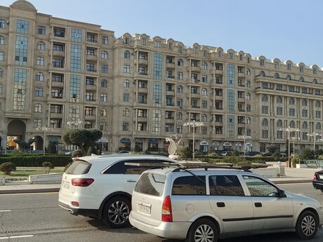 Elan №5683247 - Bakı, Gənclik m., 4 otaqlı, 175 m², 7/8 mərtəbə