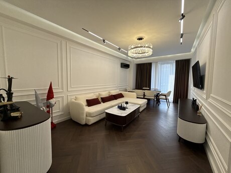2-комн. новостройка - м. Шах Исмаил Хатаи - 80 м²