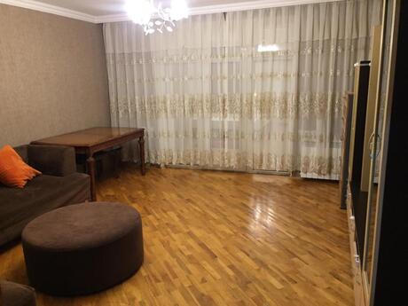 3 otaqlı köhnə tikili - Nizami m. - 104 m²