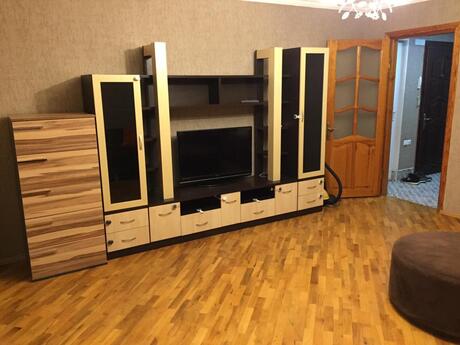 3 otaqlı köhnə tikili - Nizami m. - 104 m²