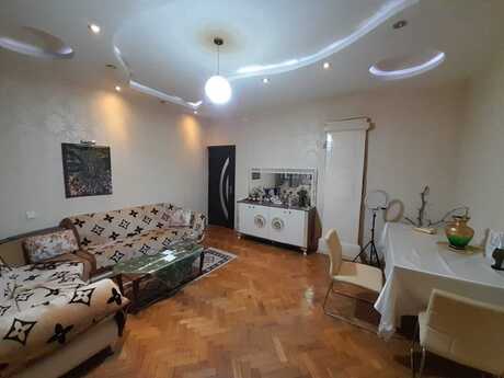 3 otaqlı köhnə tikili - Nəsimi r. - 110 m²