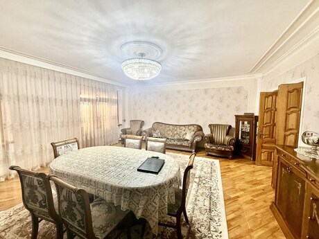 Elan №5254270 - Bakı, Qara Qarayev m., 4 otaqlı, 120 m², 3/5 mərtəbə