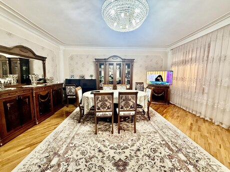 4 otaqlı köhnə tikili - Qara Qarayev m. - 120 m²
