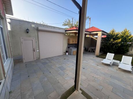 5 otaqlı həyət evi/bağ evi - Şüvəlan q. - 165 m²