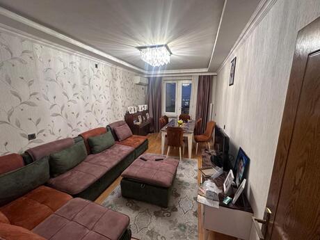 5 otaqlı köhnə tikili - Əhmədli m. - 102 m²