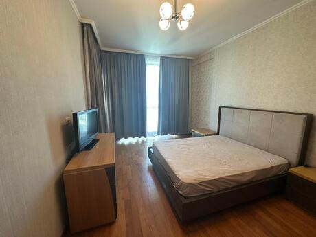 Yasamalda 3 otaqlı yeni tikili mənzil kirayə verilir, 170 m², 1 300 AZN/ay, şəkil 5 / 12