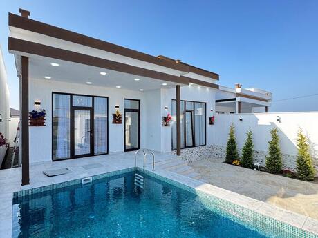 4 otaqlı həyət evi/bağ evi - Şüvəlan q. - 140 m²