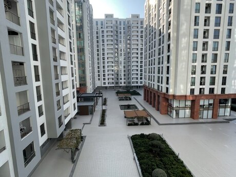 4 otaqlı yeni tikili - Elmlər Akademiyası m. - 180 m²