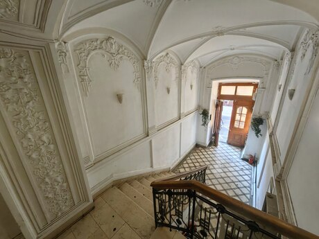 4 otaqlı köhnə tikili - Sahil m. - 335 m²