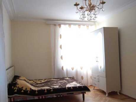 1 otaqlı köhnə tikili - Elmlər Akademiyası m. - 32 m²