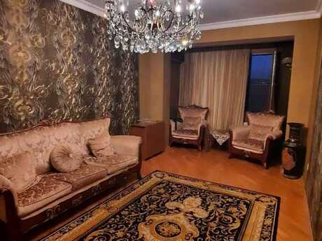 3 otaqlı köhnə tikili - Azadlıq Prospekti m. - 85 m²