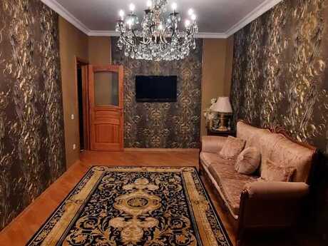 3 otaqlı köhnə tikili - Azadlıq Prospekti m. - 85 m²