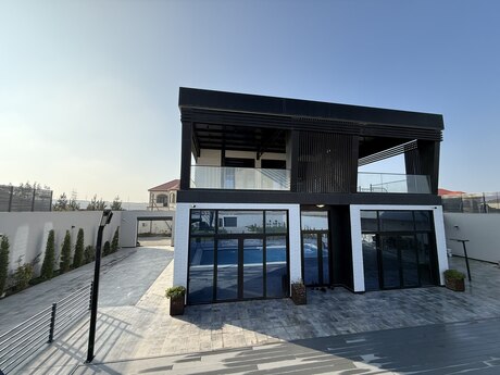 5 otaqlı həyət evi/bağ evi - Şüvəlan q. - 350 m²