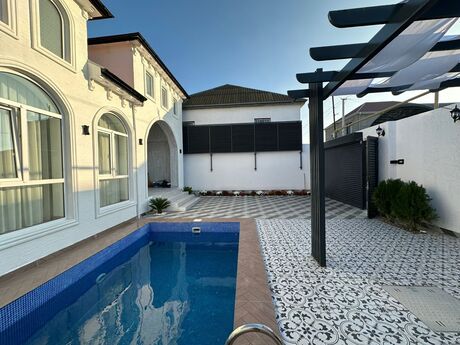 4 otaqlı həyət evi/bağ evi - Buzovna q. - 140 m²