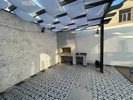 4 otaqlı həyət evi/bağ evi - Buzovna q. - 140 m²
