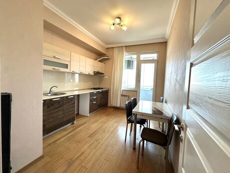Аренда: 2-комнатная квартира, 74 м², 20 Yanvar: 800 ₼/мес 5