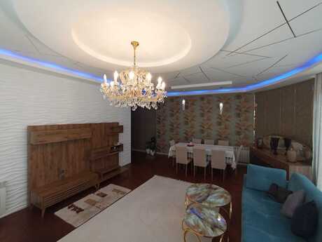 4 otaqlı yeni tikili - Şah İsmayıl Xətai m. - 156 m²