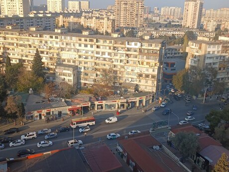 5 otaqlı yeni tikili - Binəqədi r. - 240 m²