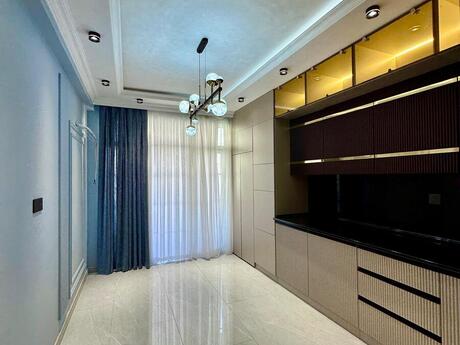 4 otaqlı yeni tikili - Yeni Yasamal q. - 130 m²