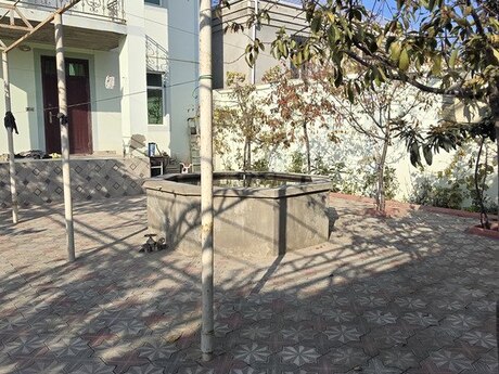 5 otaqlı həyət evi/bağ evi - Binə q. - 240 m²