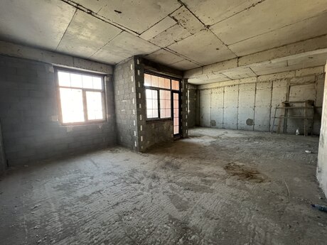6 otaqlı mənzil, 305 m², Renessans Palace: 1 150 000 ₼ 2
