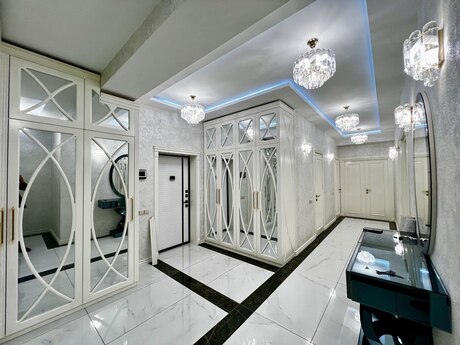 Elan №5688939 - Bakı, Qara Qarayev m., 4 otaqlı, 185 m², 15/18 mərtəbə