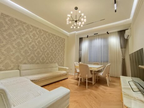 2-комн. новостройка - м. Элмляр Академиясы - 70 м²