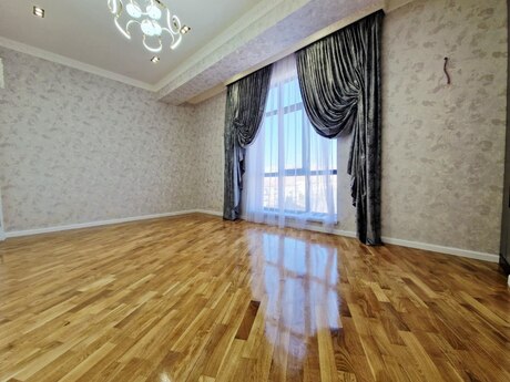 2-комн. новостройка - м. Кара Караев - 77 м²