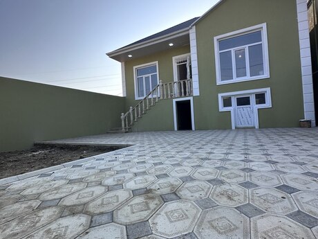 4 otaqlı həyət evi/bağ evi - Biləcəri q. - 110 m²