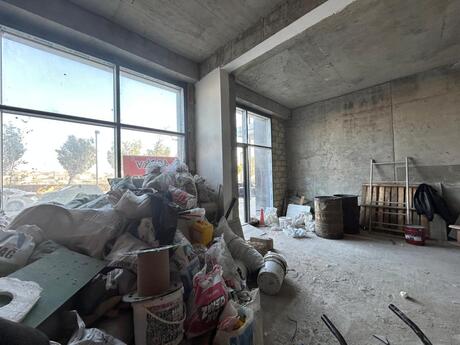 Obyekt - Ağ şəhər q. - 410 m²
