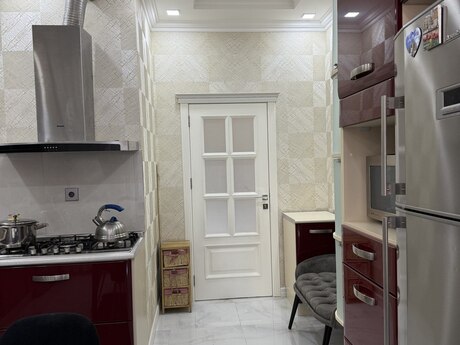 2-room apartment, 107 m², Elmlər Akademiyası: 330 000 ₼ 2