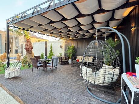 4 otaqlı həyət evi/bağ evi - Şüvəlan q. - 150 m²