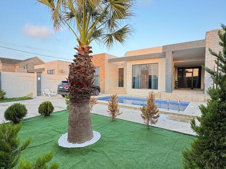4 otaqlı həyət evi/bağ evi - Şüvəlan q. - 150 m²