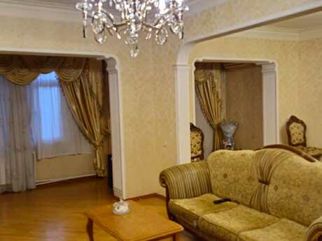 5 otaqlı köhnə tikili - Azadlıq Prospekti m. - 120 m²
