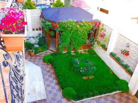 7 otaqlı həyət evi/bağ evi - Bakıxanov q. - 672 m²