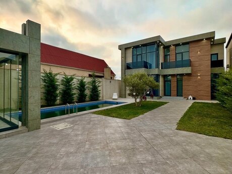 5 otaqlı həyət evi/bağ evi - Mərdəkan q. - 300 m²