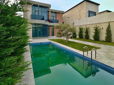 5 otaqlı həyət evi/bağ evi - Mərdəkan q. - 300 m²