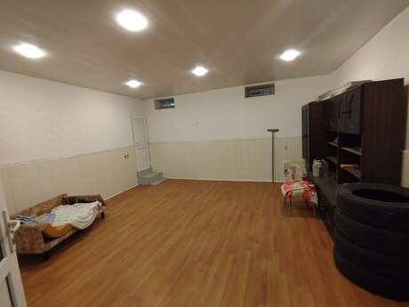 Obyekt - Elmlər Akademiyası m. - 70 m²