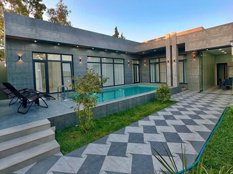 4 otaqlı həyət evi/bağ evi - Mərdəkan q. - 300 m²