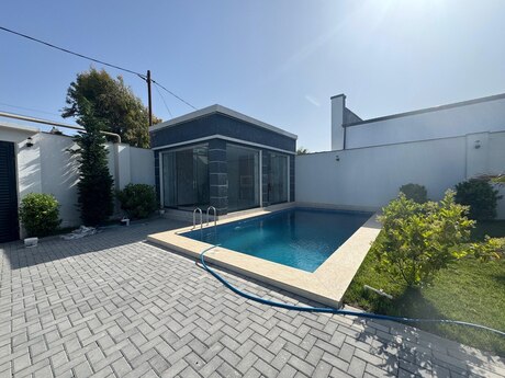 4 otaqlı həyət evi/bağ evi - Mərdəkan q. - 220 m²