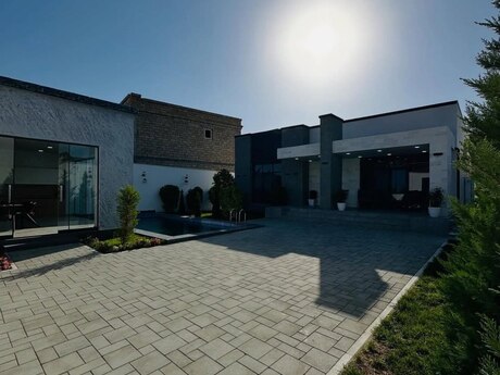4 otaqlı həyət evi/bağ evi - Mərdəkan q. - 250 m²