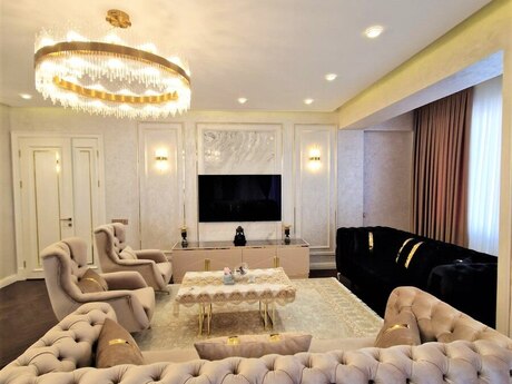 3 otaqlı yeni tikili - 28 May m. - 160 m²