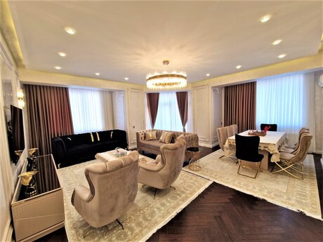 3 otaqlı yeni tikili - 28 May m. - 160 m²