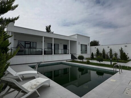 4 otaqlı həyət evi/bağ evi - Mərdəkan q. - 250 m²