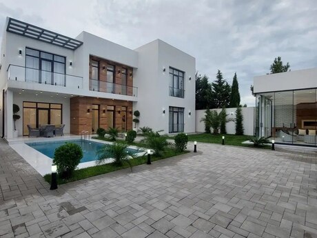 5 otaqlı həyət evi/bağ evi - Mərdəkan q. - 300 m²