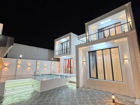 5 otaqlı həyət evi/bağ evi - Mərdəkan q. - 350 m²
