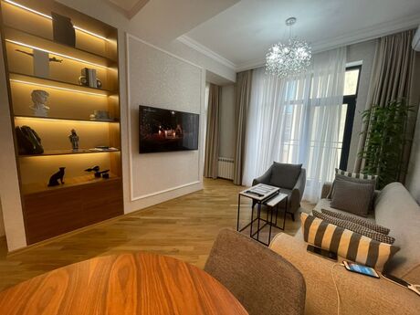 2 otaqlı yeni tikili - 28 May m. - 80 m²