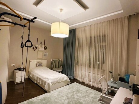 4 otaqlı mənzil, 210 m², Nizami: 750 000 ₼ 5